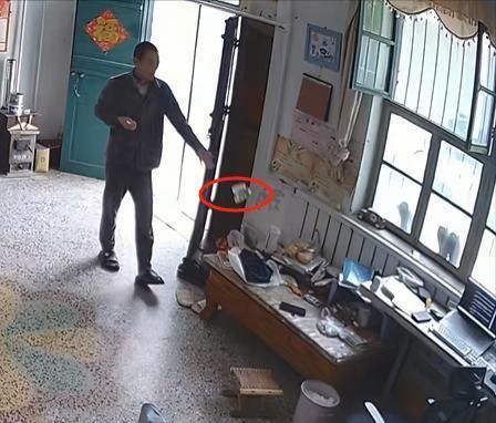 老公却声称是误会网友表示：教教我瓦利棋牌女子在监控发现老公秘密(图7)