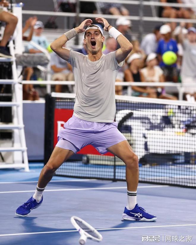 份证!阿特马纳有望被中国归化瓦力娱乐棋牌渴望拿到中国身(图7) 份证!阿特马纳有望被中国归化瓦力娱乐棋牌渴望拿到中国身(图7)